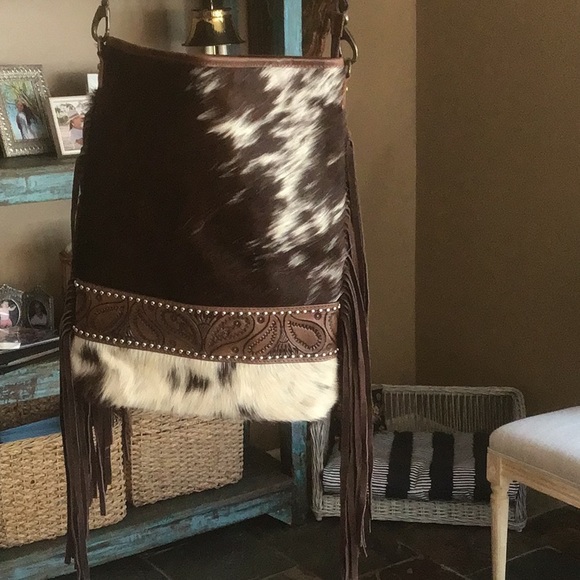 Cowhide bag - Picture 4 of 12
